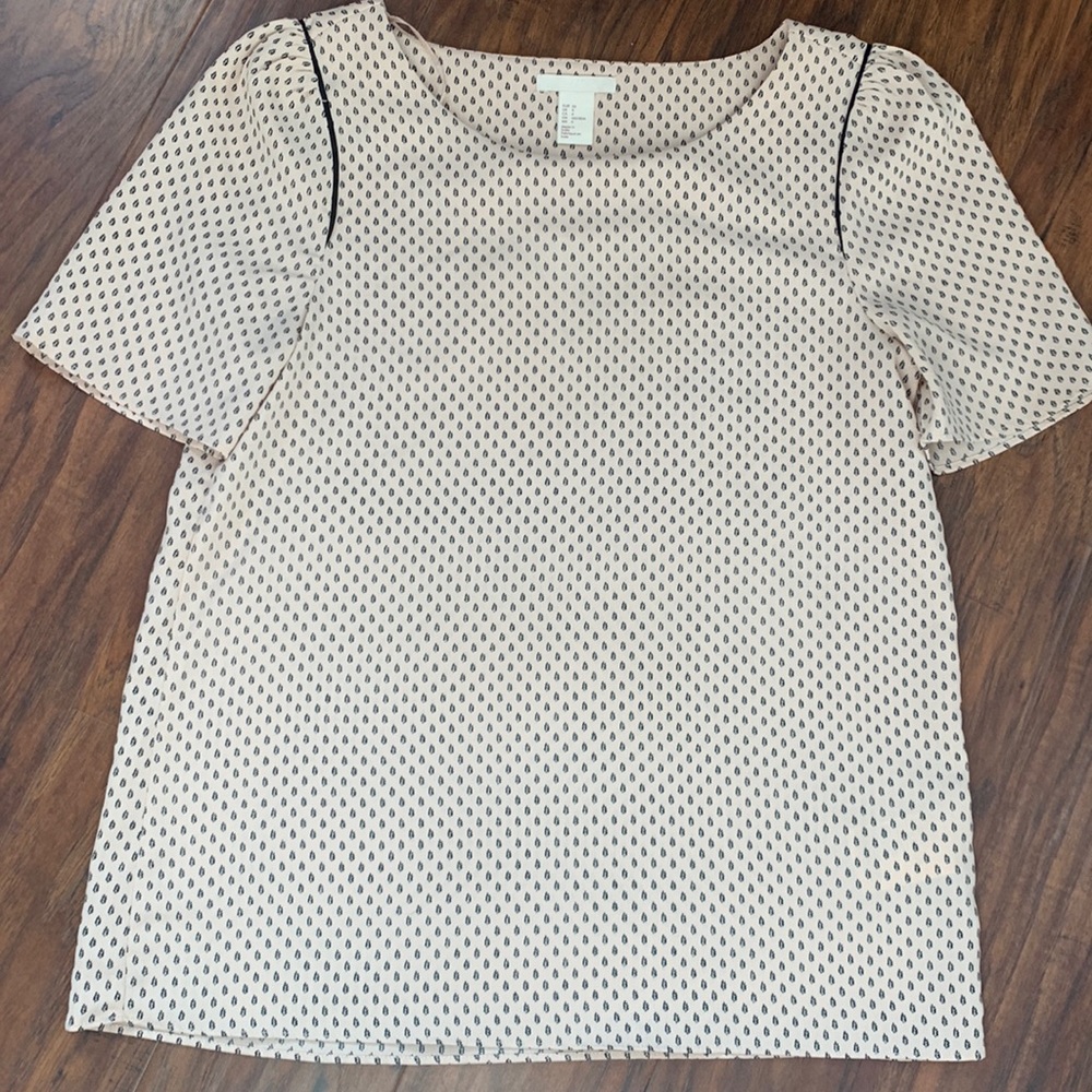 Tan and Black H&M blouse